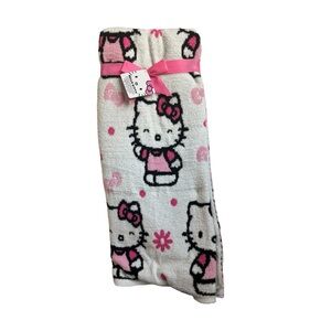 Pink hello kitty throw blanket